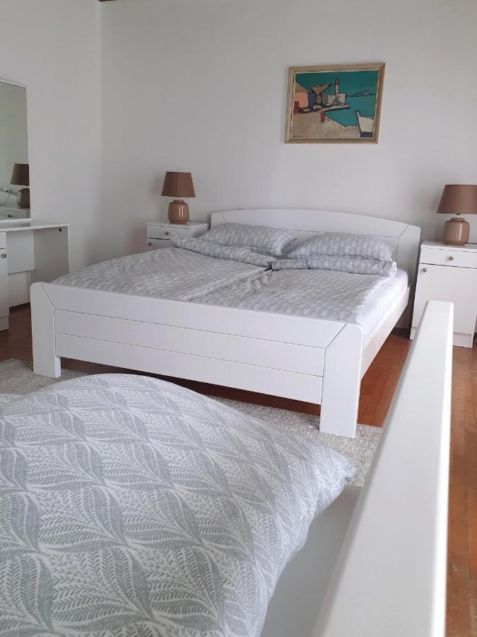 Holiday Home Dunja โอปาติยา ภายนอก รูปภาพ
